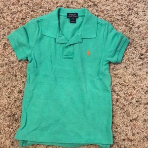 Boys green polo. Size 4t. Great condition